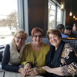 Meet your Posher, Debbie